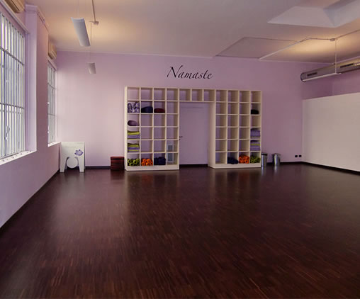 Studio Stefano Colombo - Yogamood, Milano (2010)